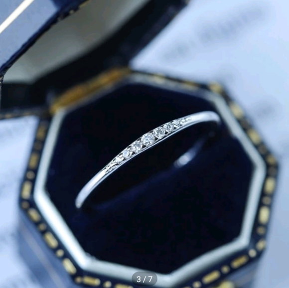 Jewelry - Danity Sterling silver ring